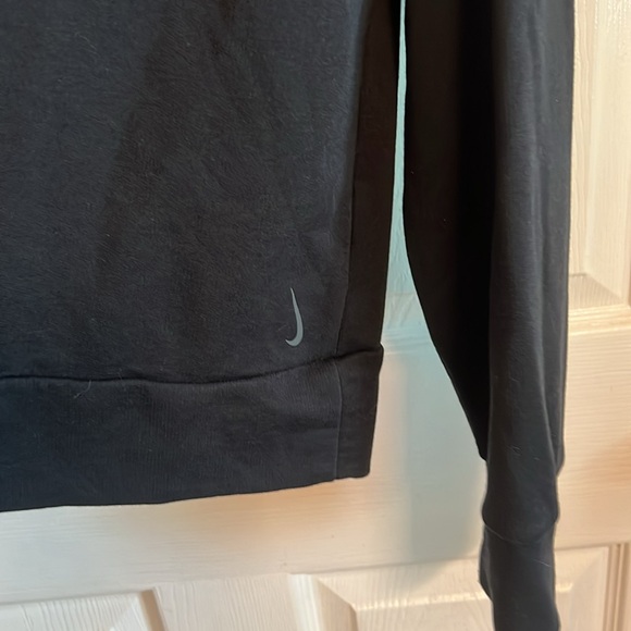 Women’s Nike open cross back top size xl - Picture 4 of 10